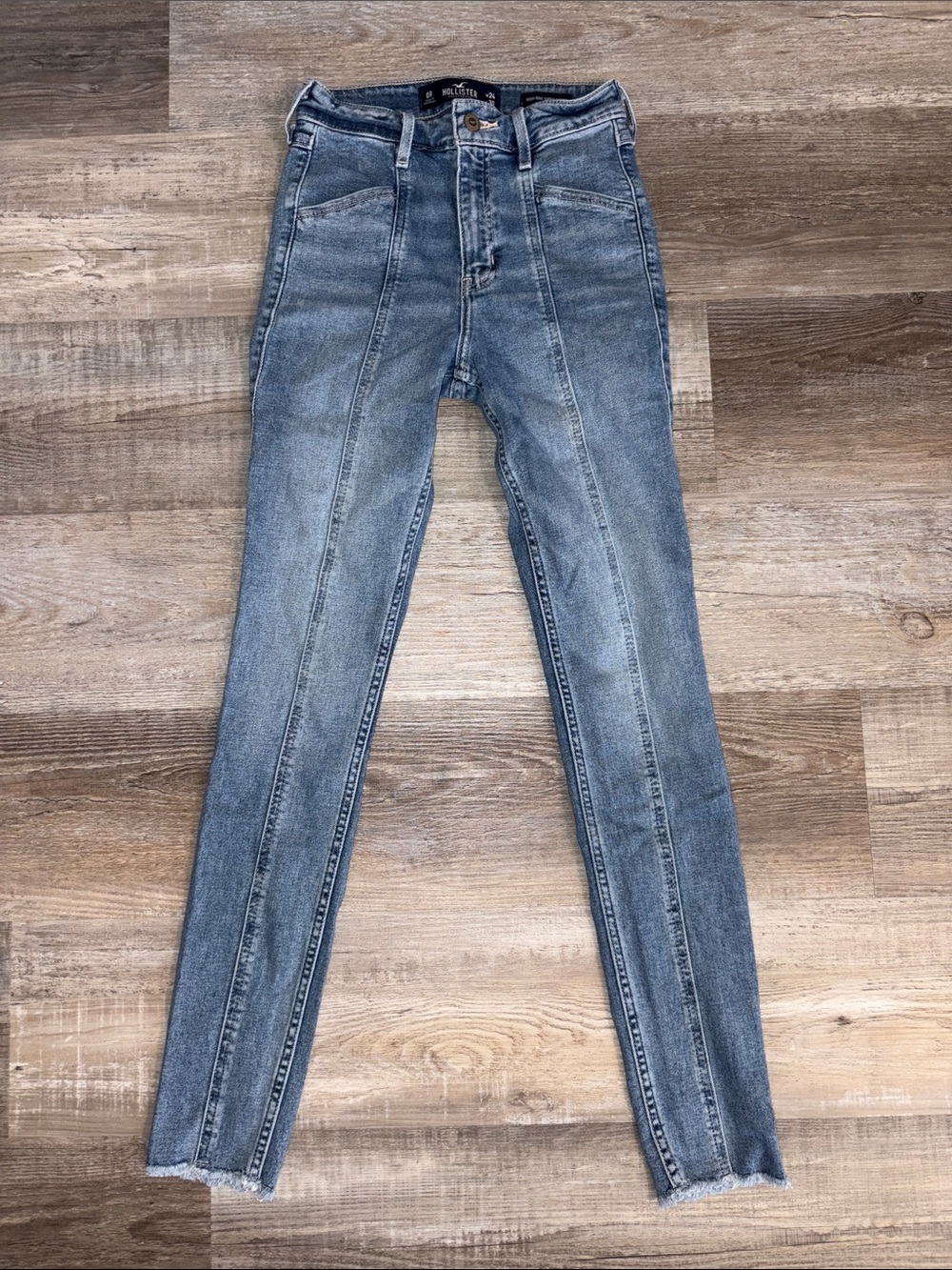 Hollister jean